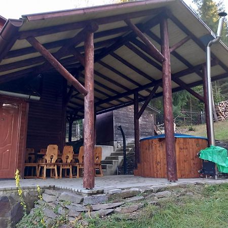 Patakvoelgye Vendeghaz Villa Izvoare  Dış mekan fotoğraf