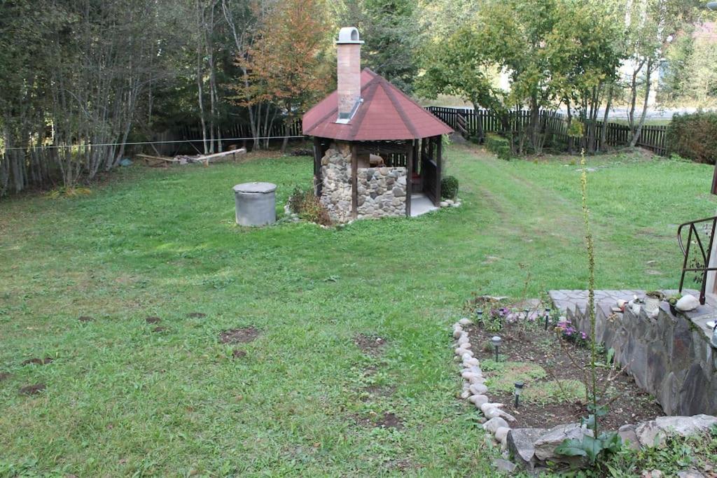 Patakvoelgye Vendeghaz Villa Izvoare  Dış mekan fotoğraf