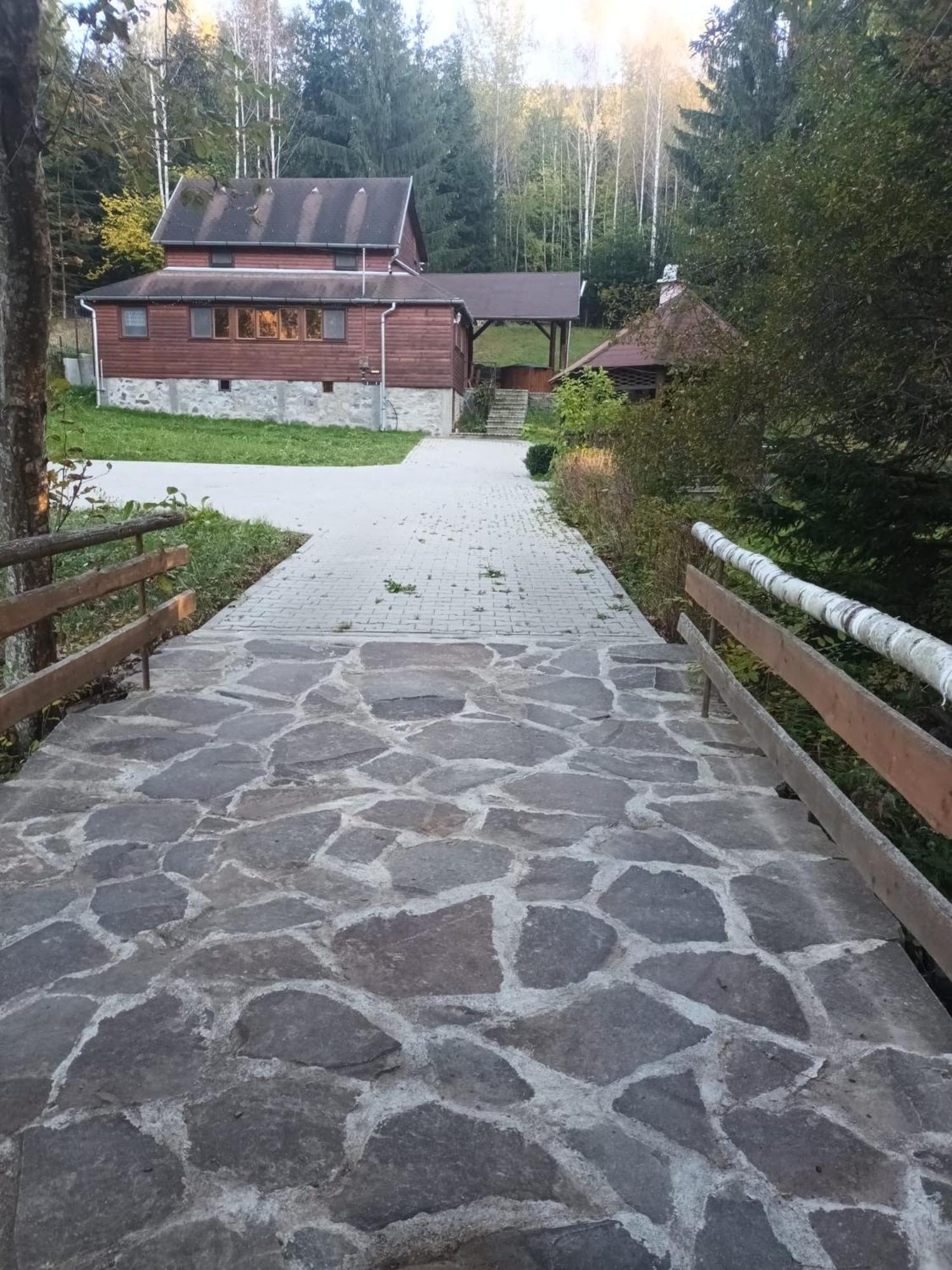Patakvoelgye Vendeghaz Villa Izvoare  Dış mekan fotoğraf