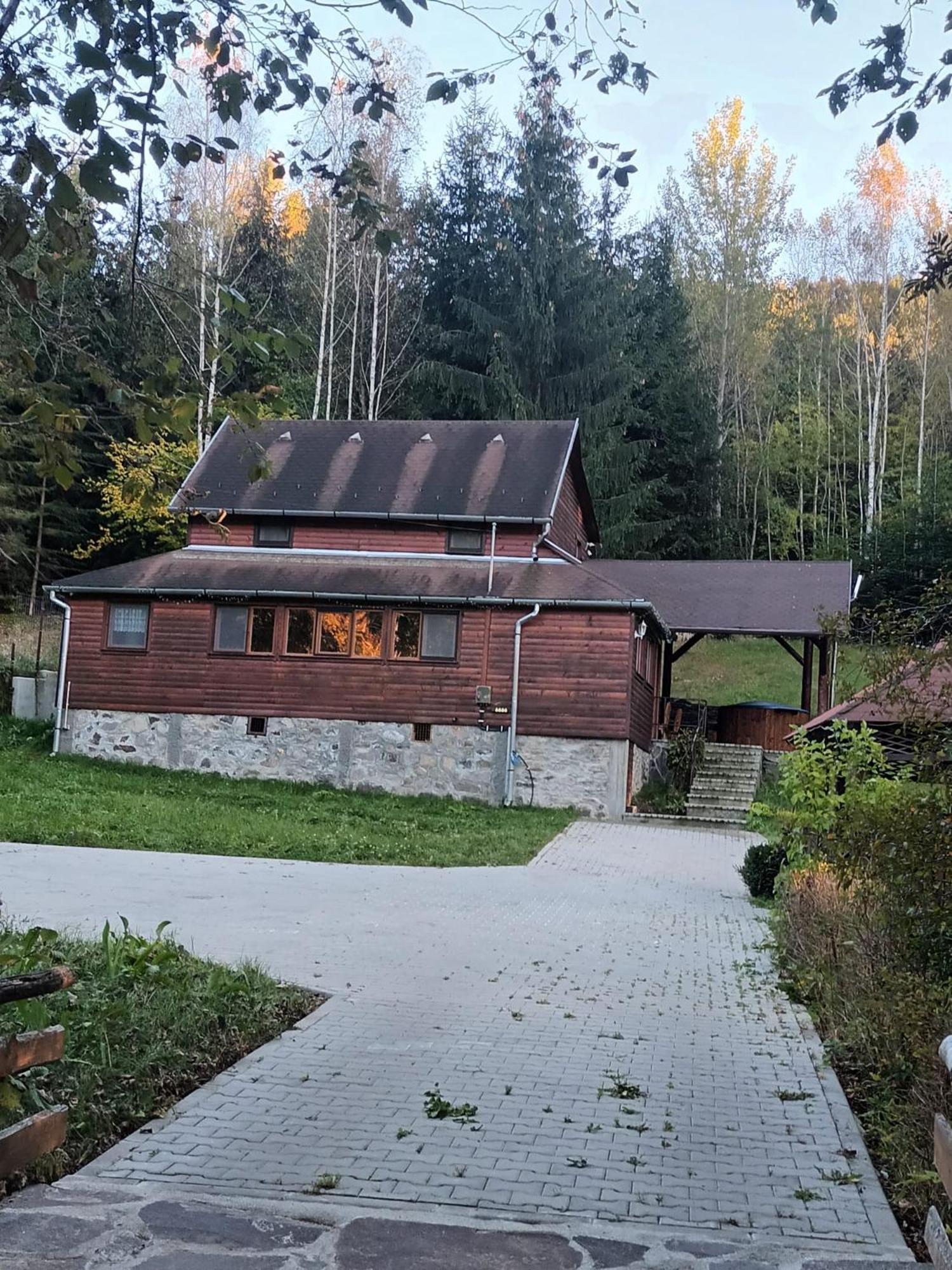 Patakvoelgye Vendeghaz Villa Izvoare  Dış mekan fotoğraf